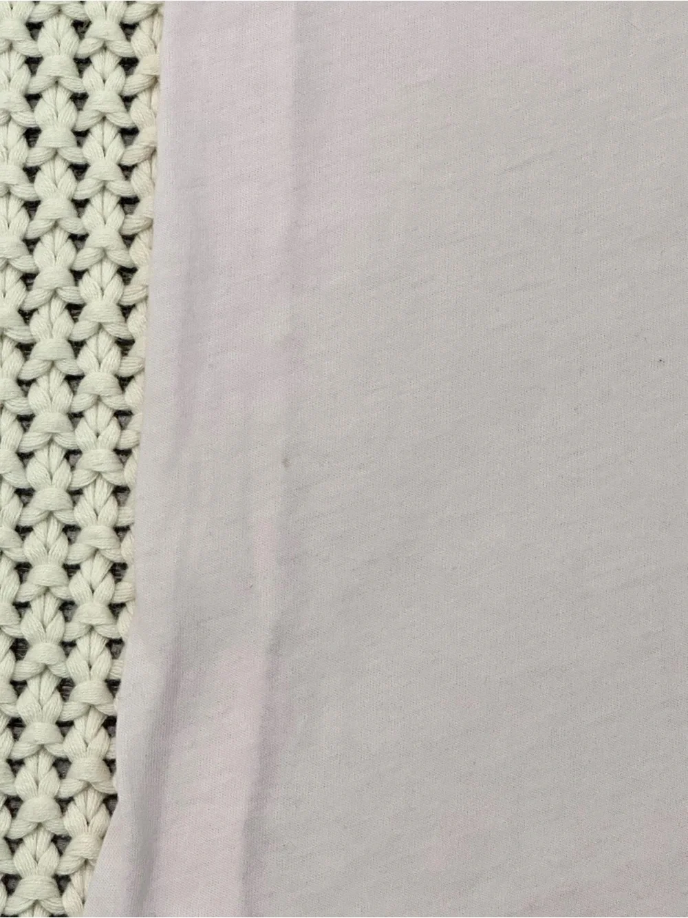 ALO Yoga soft pale